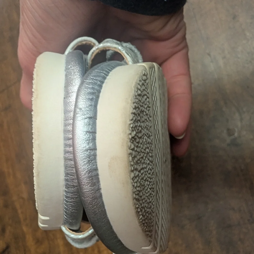 Dream Pairs Silver Rhinestone Sandals Size 9 - Picture 7 of 9